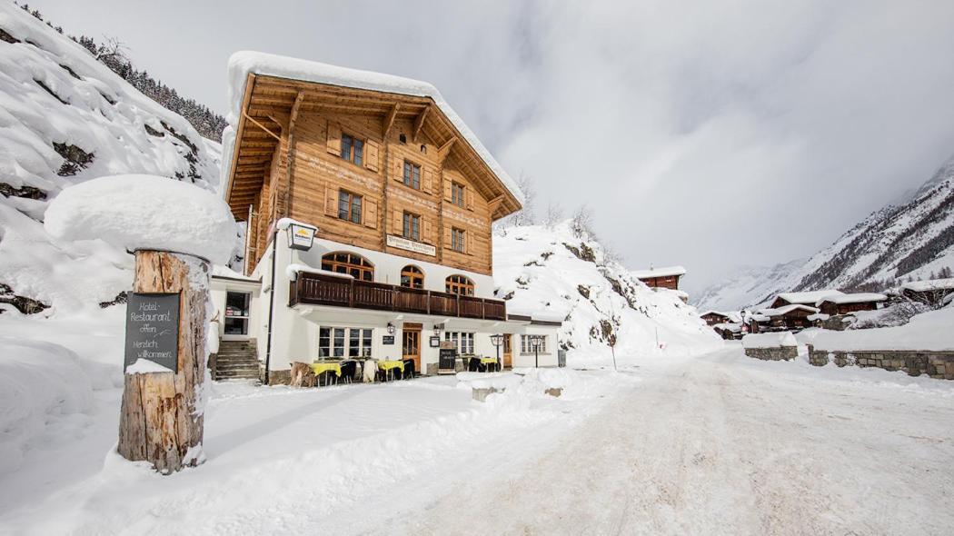 Hotel Breithorn Blatten  Extérieur photo